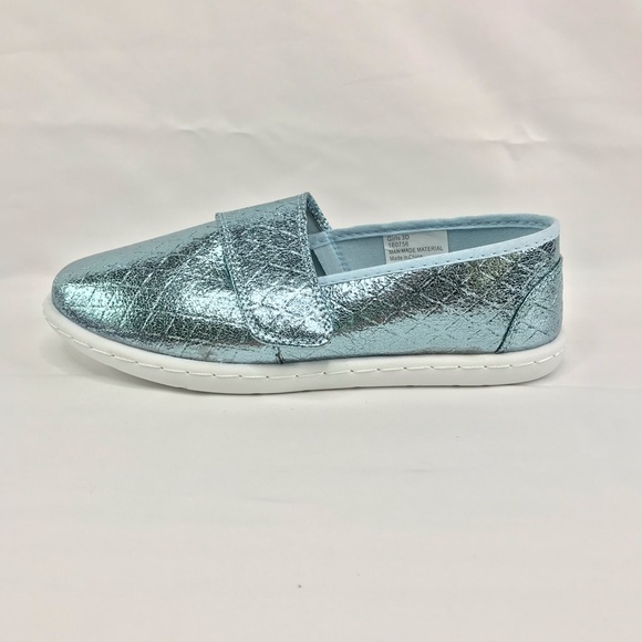 Austin Trading Co. Toddler Girls' Cotton Candy Quilted Slip-On Shoes - Picture 7 of 10